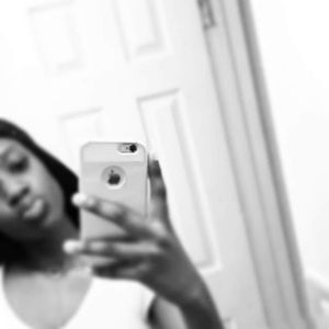 Meet your Posher, Anna-rose